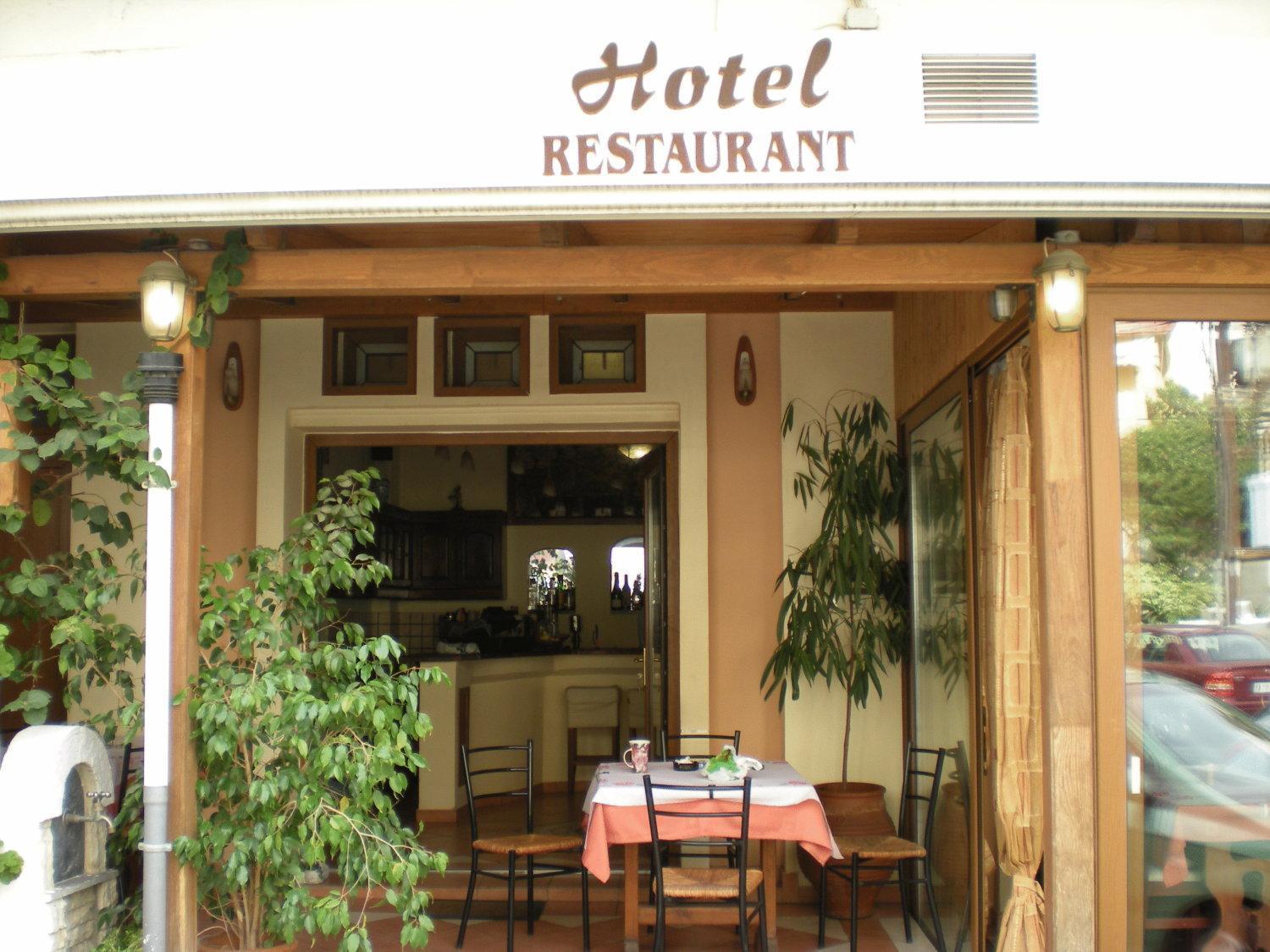 Stavrodromi Hotel Игуменица Экстерьер фото